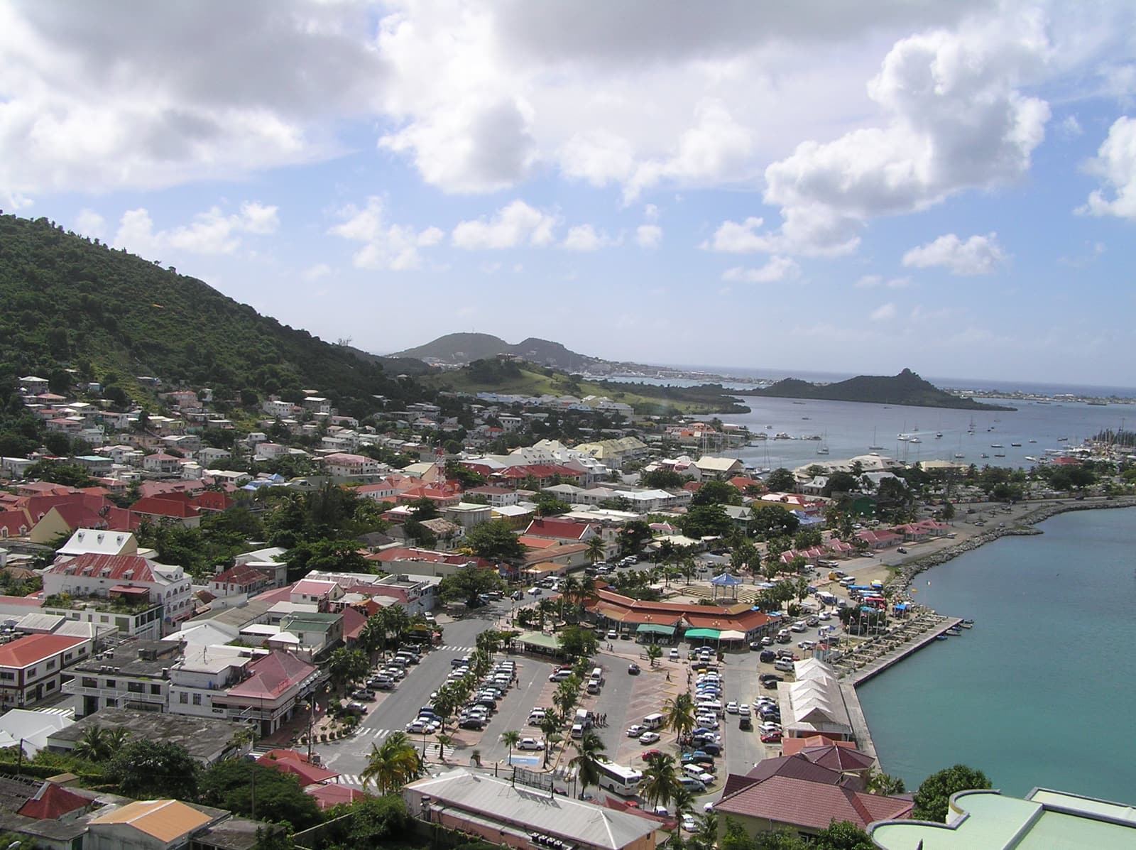 Marigot and its bay seen from the hill of Fort Louis